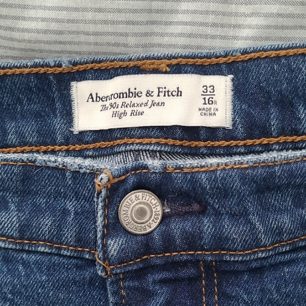Abercrombie & Fitch 90s Relaxed Jeans